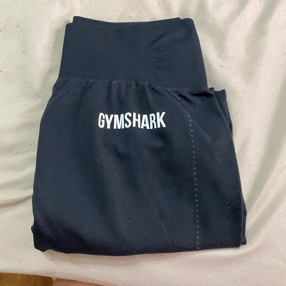 Gymshark leggings selling as is slight peeling